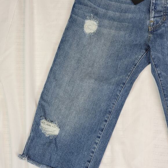 NWT Nili Lotan Tilda Distressed Long Bermuda Short in Beach, Sz 26 - Picture 3 of 10